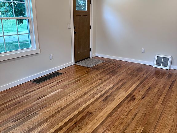 3rd image of 379 Fremont Ave