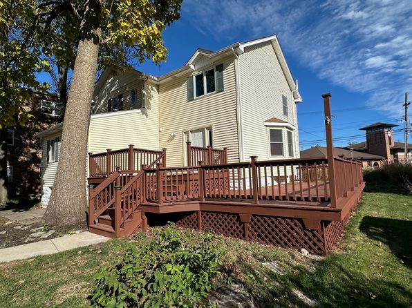 606 S York St, Elmhurst, IL 60126
