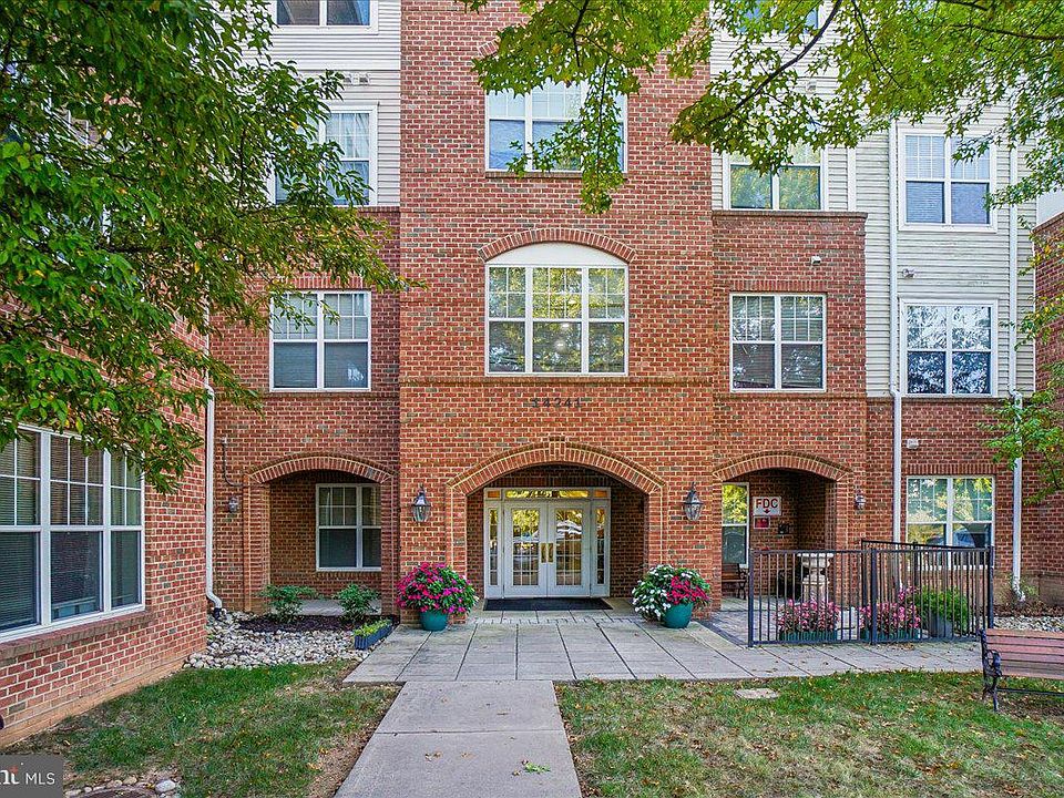 1st image of 14241 Kings Crossing Blvd Unit 210