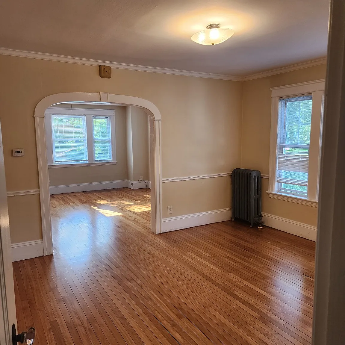 3 bed, 1.5 bath, 1550 sqft, $2,795 — Photo 2