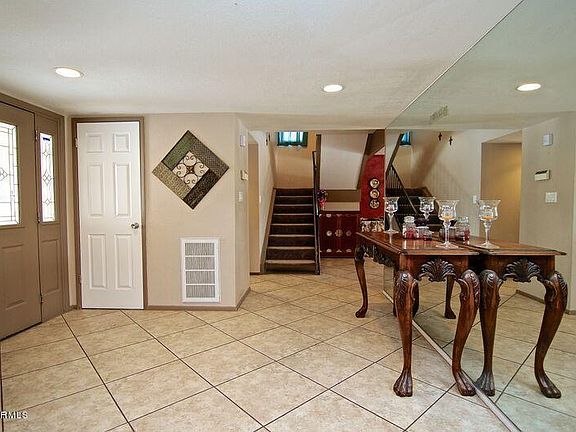 3rd image of 3960 W Glenaire Dr