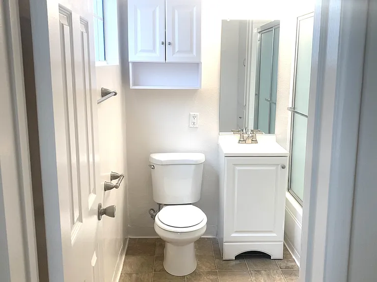 11628 Bellflower Blvd — Photo 5