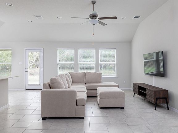 Living room/family room