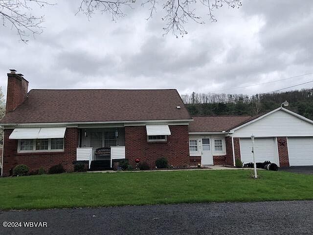 1st image of 20 Fredric Ln