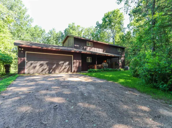 N1970 Evergreen Ln, Waupaca, WI 54981