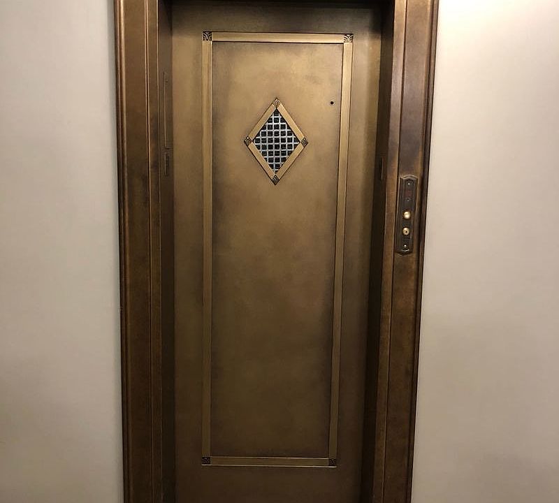 2nd image of 75 Bank St APT 3C