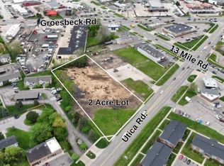 30801 Utica Rd, Roseville, MI 48066