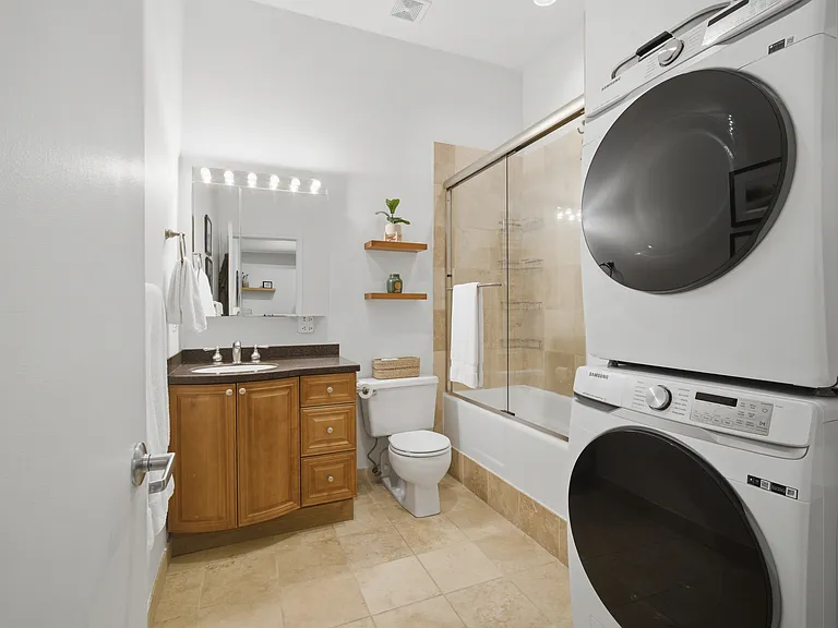 1448 N Orleans St #1D — Photo 10