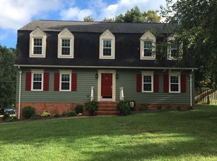6165 Buckland Mill Rd, Roanoke, VA 24019