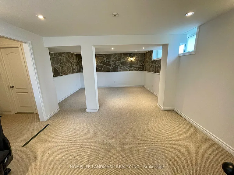 23 Beethoven Ct — Photo 15