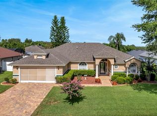 934 Cumberland Cir, Minneola, FL 34715