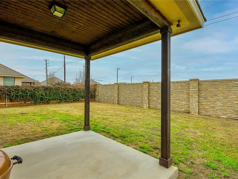 124 Navigator Dr — Photo 22