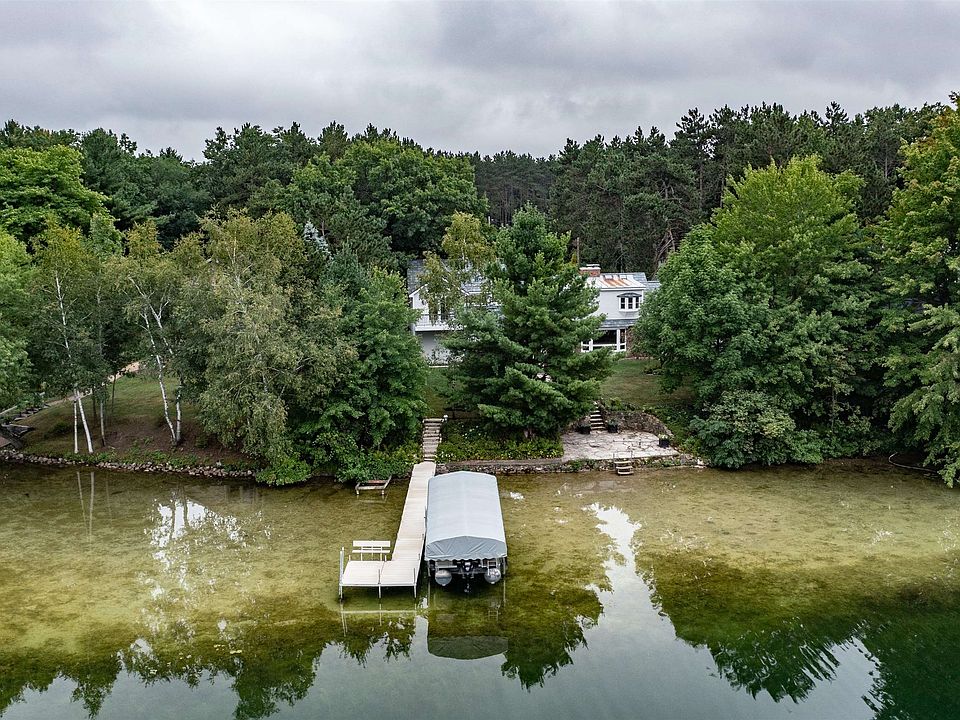 N2300 Country Ln, Waupaca, WI 54981 MLS 50280265 Zillow