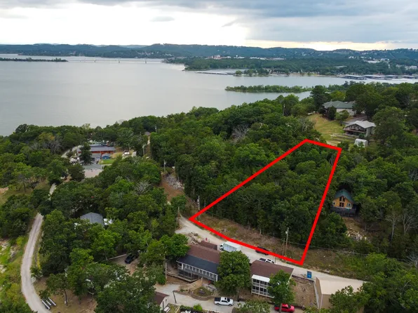 300 Circle View Lane, Reeds Spring, MO 65737