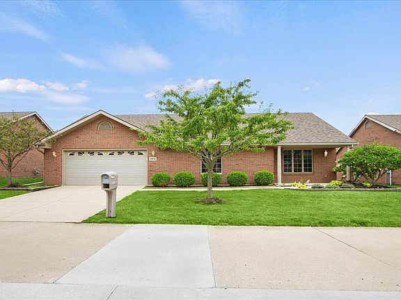 5th image of 824 Hickory Hill Dr #824