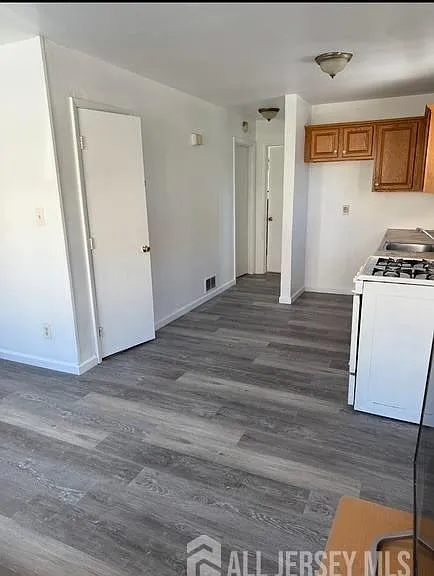 389 Fayette St #1 — Photo 3