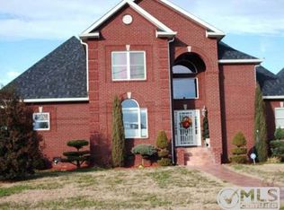 1001 Clay Pl, Lebanon, TN 37087