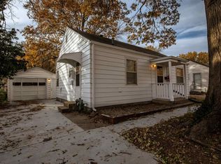 2029 SW Medford Ave, Topeka, KS 66604