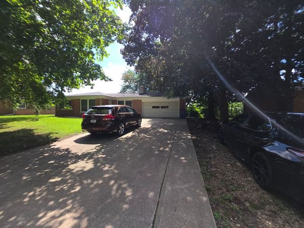 4762 Greenfield Dr #2