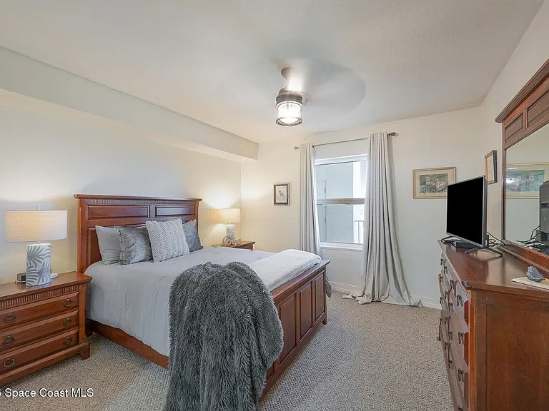 7 Indian River Ave #1003 — Photo 24