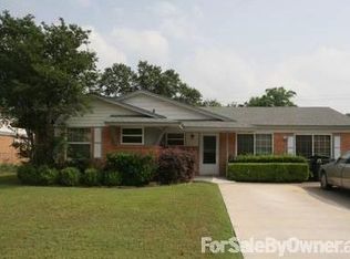 2626 Cunningham St, Irving, TX 75062