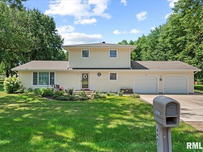 14463 Pioneer Dr, Athens, IL, 62613