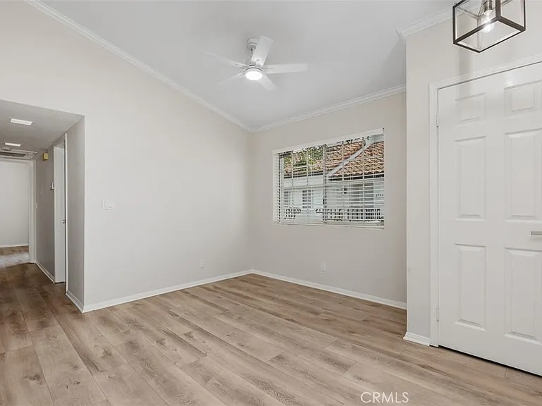 27341 Ryan Dr — Photo 9