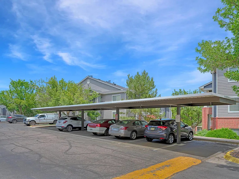 SkyeCrest Apartments — Photo 28