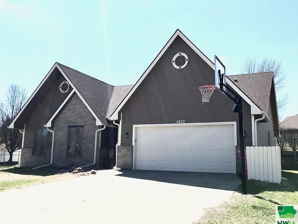 1st image of 4822 Meadowlark Ln