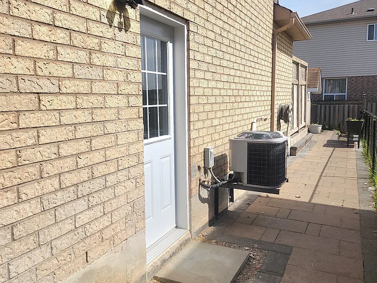 87 Breeze Dr — Photo 4