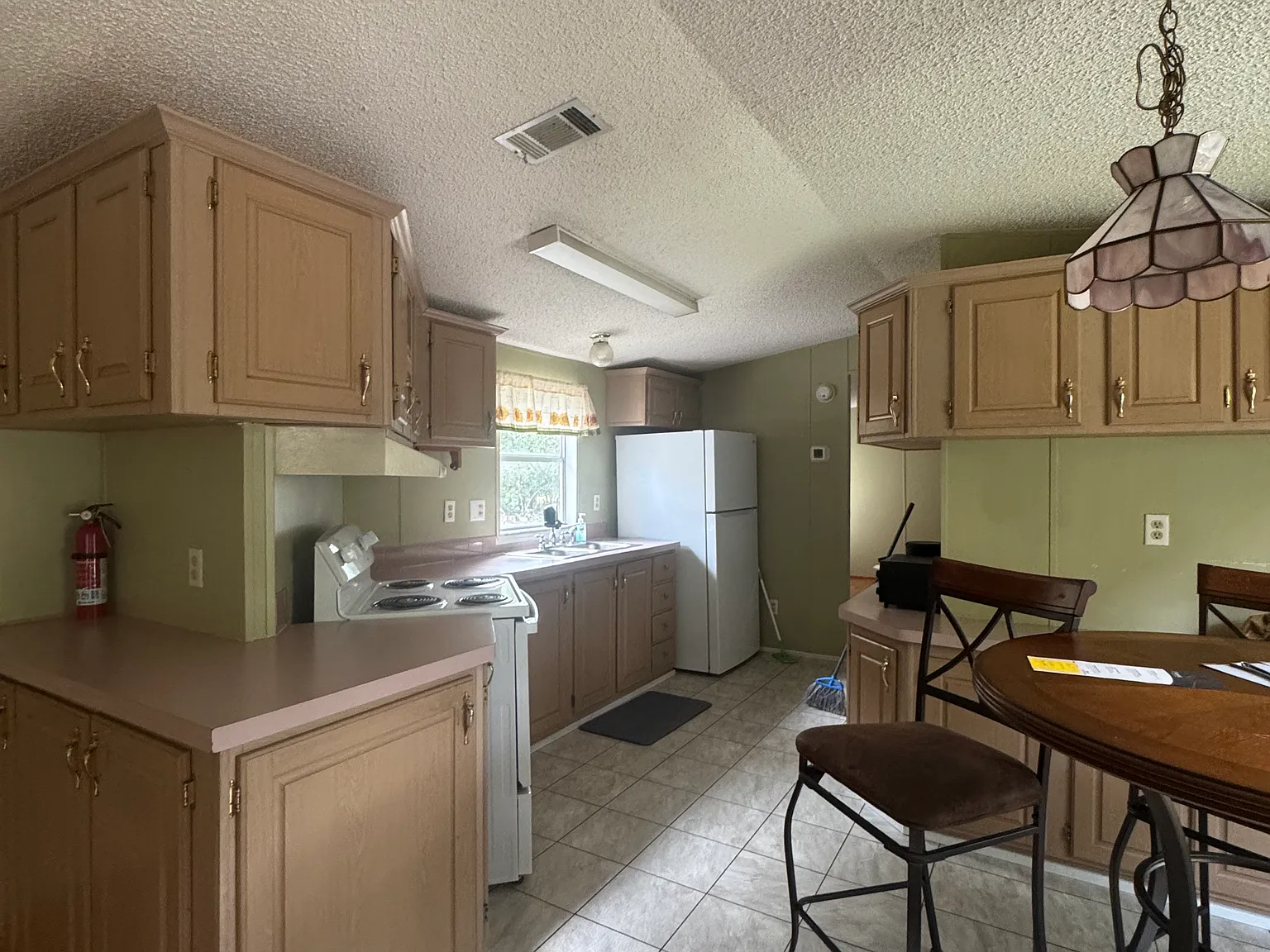 2 bed, 1220 sqft, $1,475 — Photo 4