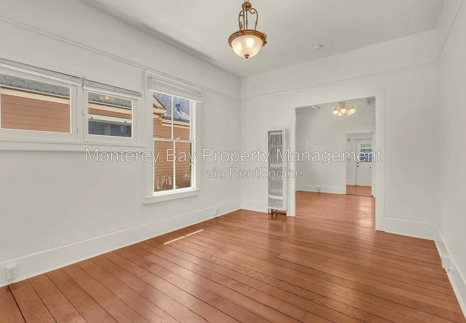 2 bed, 2.0 bath, 896 sqft, $3,995 — Photo 2