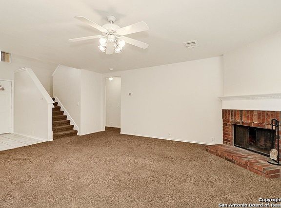 3rd image of 3908 Brook Hollow Dr