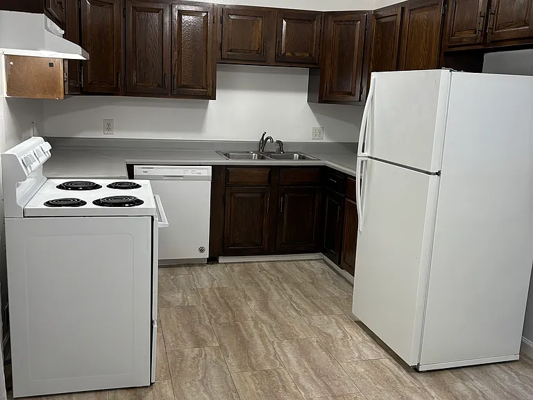 3936 Randolph St — Photo 14
