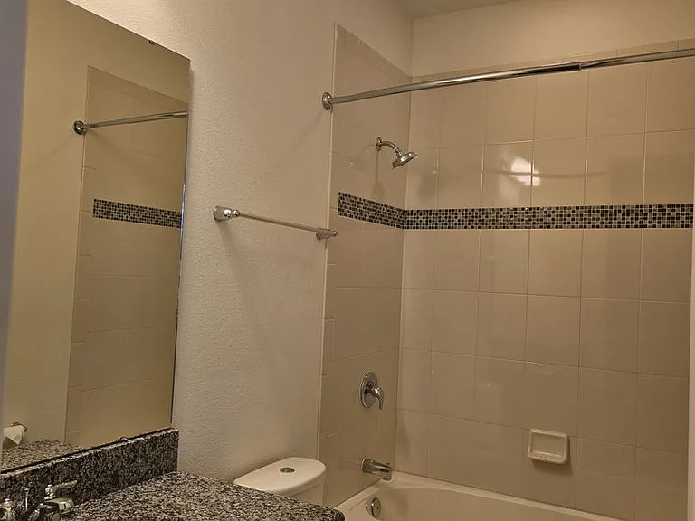 9240 Woodcrane Dr — Photo 30