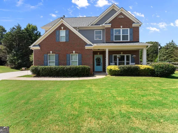 6104 Saddlehorse Dr, Flowery Branch, GA 30542