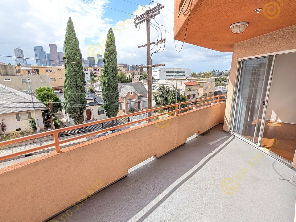 831 Alpine St #305