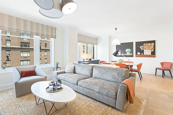 Rented by Jean Segal, LREB | media 25