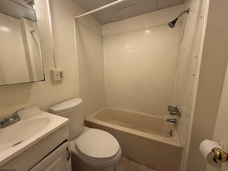 662 Spruce St — Photo 13