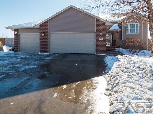 1st image of 6821 S Avalon Cir