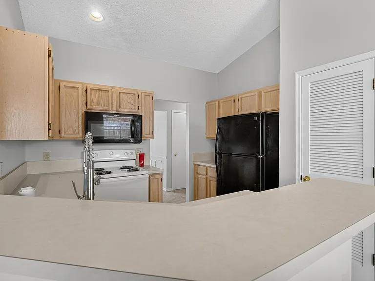 400 Ashcroft Landing Dr — Photo 16