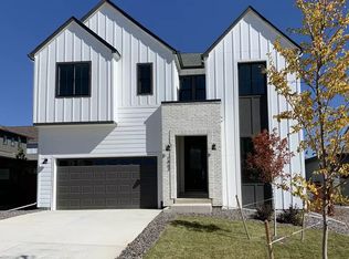 1863 Blossom Grove, Windsor, CO 80550