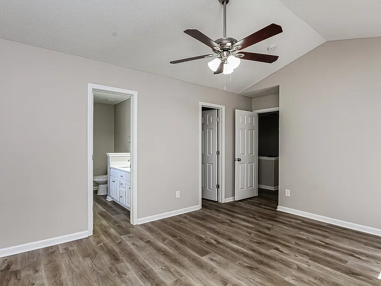 8534 Appledale Dr — Photo 11