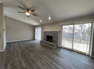 38109 Lincolndale Dr, Sterling Heights, MI 48310