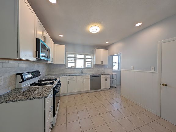 2nd image of 9 New Hampshire Ave #3
