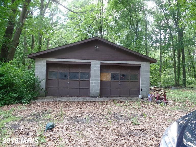 2nd image of 65 Rare Dogwood Ln