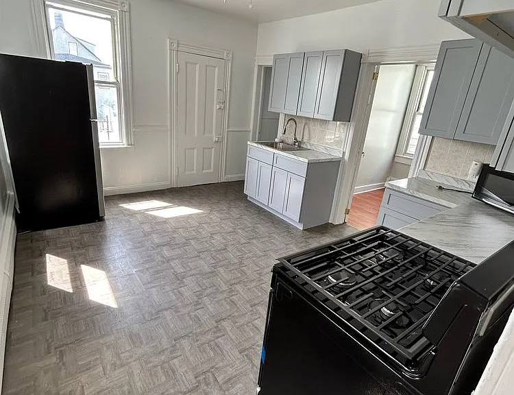 222 Inslee Pl #2 — Photo 5
