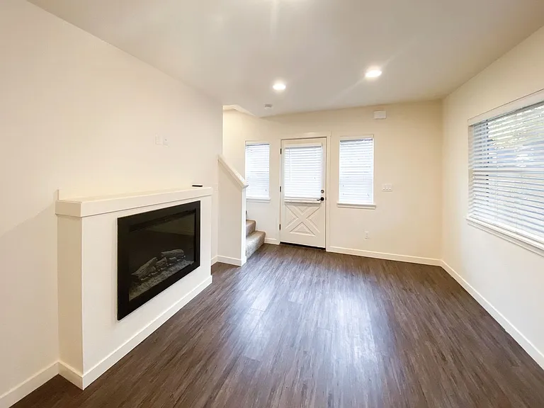 7924 SE Milwaukie Ave — Photo 3