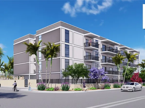 317 N 10th St, Las Vegas, NV 89101