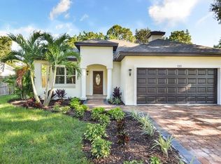 1311 Winchester Rd N, Saint Petersburg, FL 33710